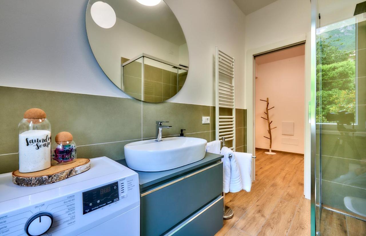 La Casa Di Lucia Apartman Lierna Kültér fotó